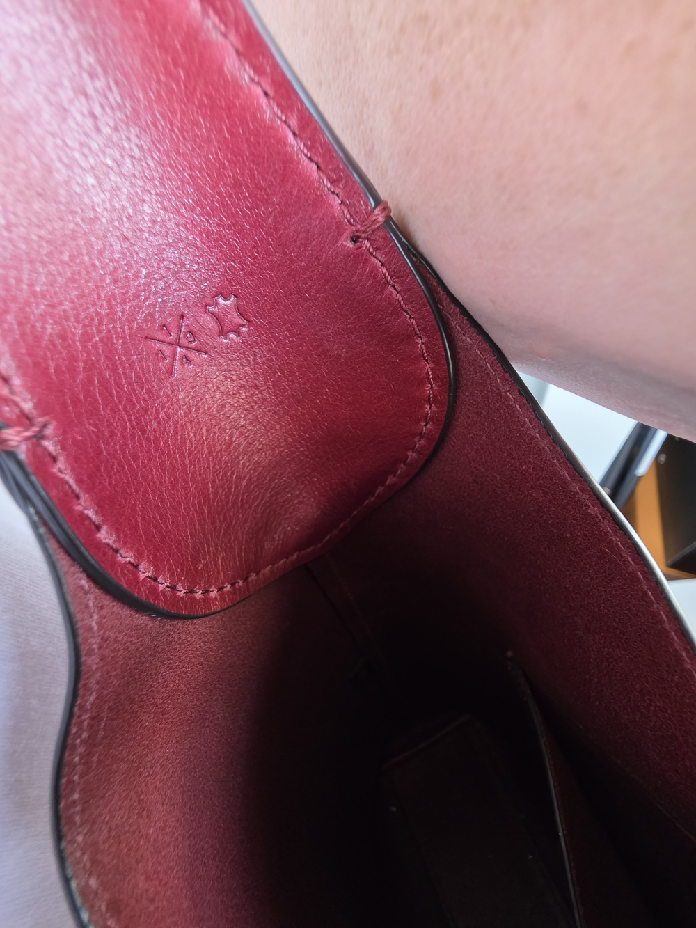 Coach Brooklyn 28 Leather Shoulder Hobo Bag In Ruby - Picture 15 of 16
